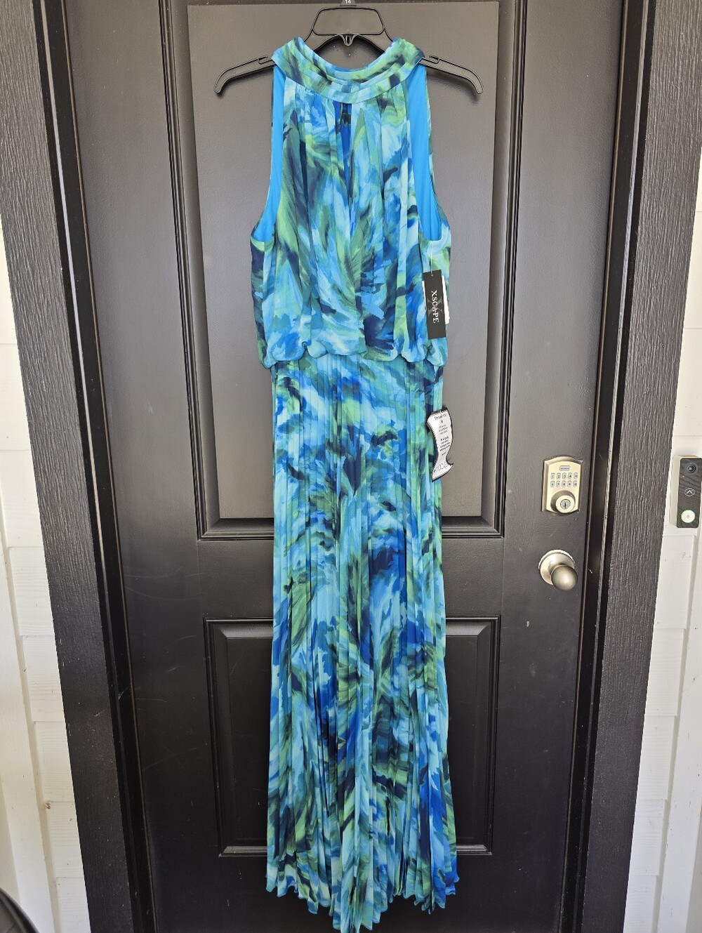 NWT Xscape Blue Green Printed Pleated Maxi Dress Sleeveless Blouson Size 10 $259 - Picture 3 of 11
